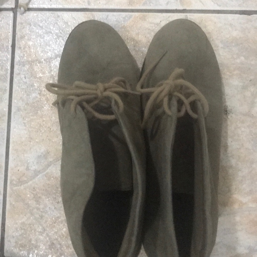 Shoes worn by Lena Dunham herself.